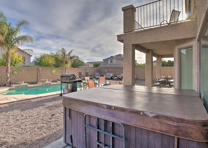 Relaxing San Tan Valley Retreat W/ Pool & Hot Tub! Magma