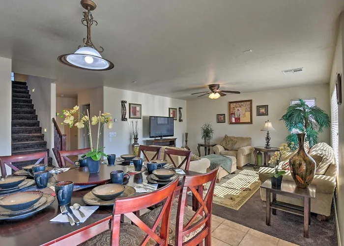 Relaxing San Tan Valley Retreat W/ Pool & Hot Tub!