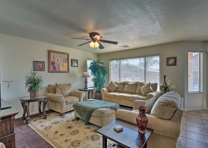 Relaxing San Tan Valley Retreat W/ Pool & Hot Tub! Magma